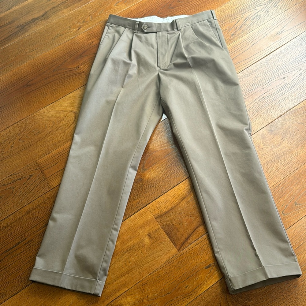 Roundtree & Yorke Classic Fit Men’s Pants